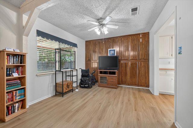 7312 Vanessa Drive, Fort Worth, TX 76112
