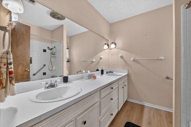 7312 Vanessa Drive, Fort Worth, TX 76112