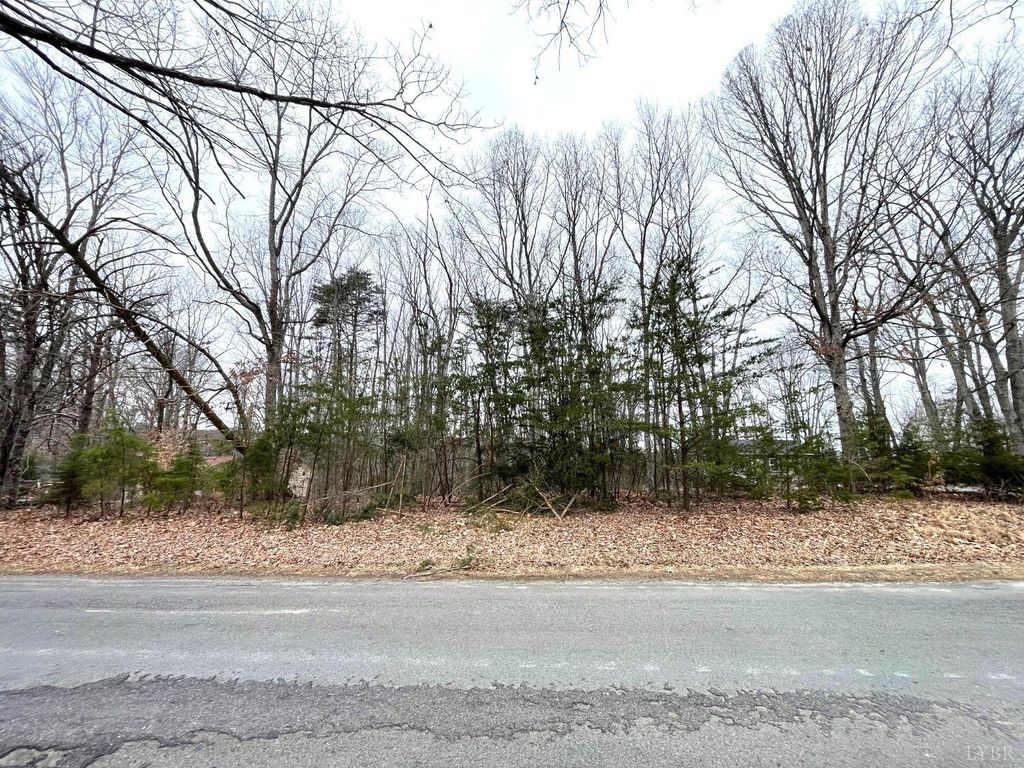 2 Rockford School, Hurt, VA 24563