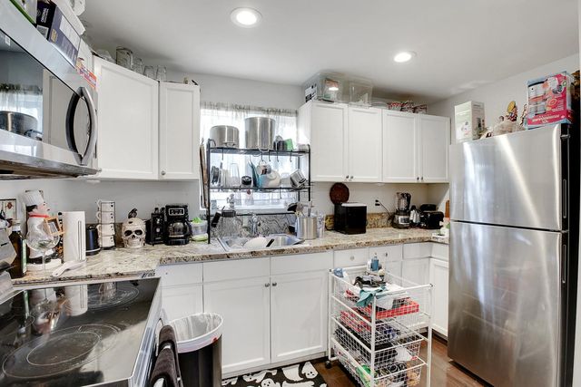 4305 38th St, Sacramento, CA 95820