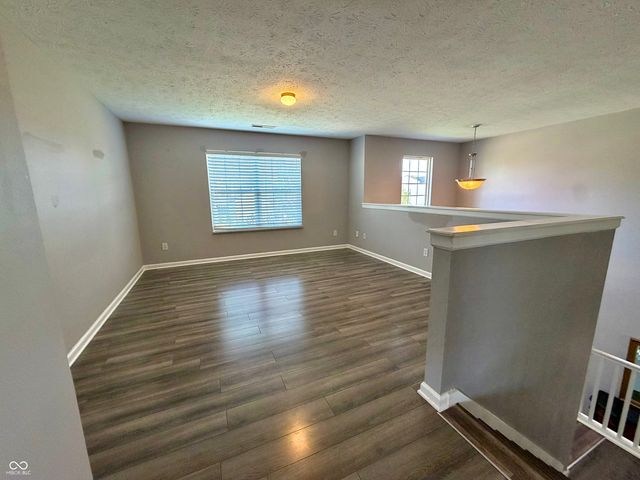 12102 Raiders Boulevard, Fishers, IN 46037