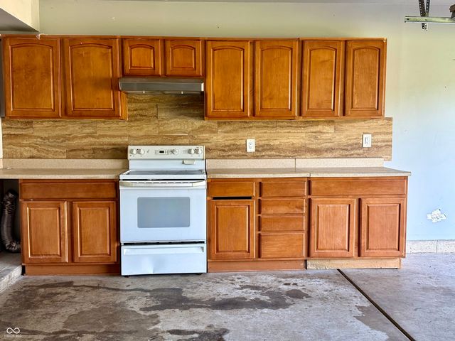 12102 Raiders Boulevard, Fishers, IN 46037