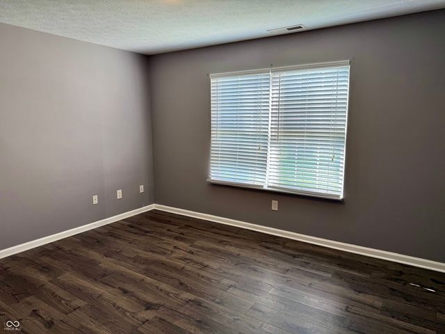 12102 Raiders Boulevard, Fishers, IN 46037