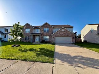 12102 Raiders Boulevard, Fishers, IN 46037