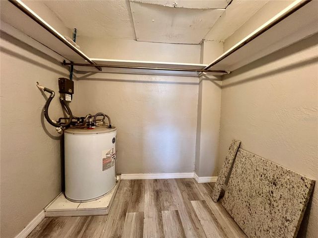 11705 3RD STREET E 8, Treasure Island, FL 33706