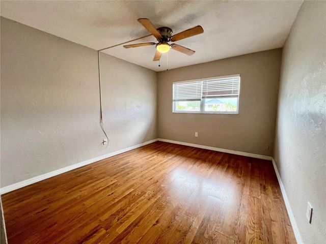 11705 3RD STREET E 8, Treasure Island, FL 33706