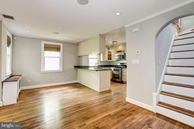 4350 RIVER RD NW, Washington, DC 20016