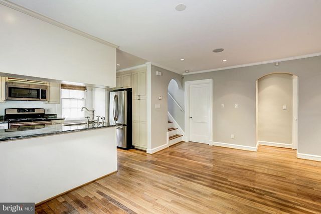 4350 RIVER RD NW, Washington, DC 20016