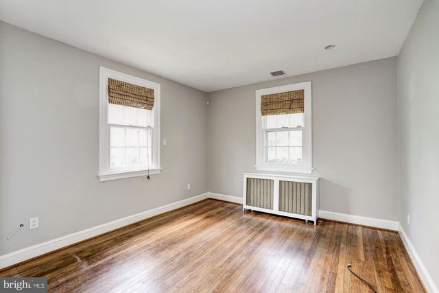 4350 RIVER RD NW, Washington, DC 20016