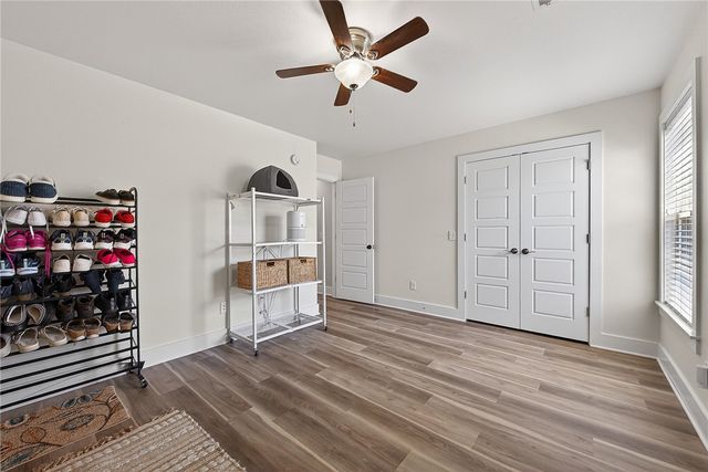 805 Hampstead Heath, Cave Springs, AR 72718