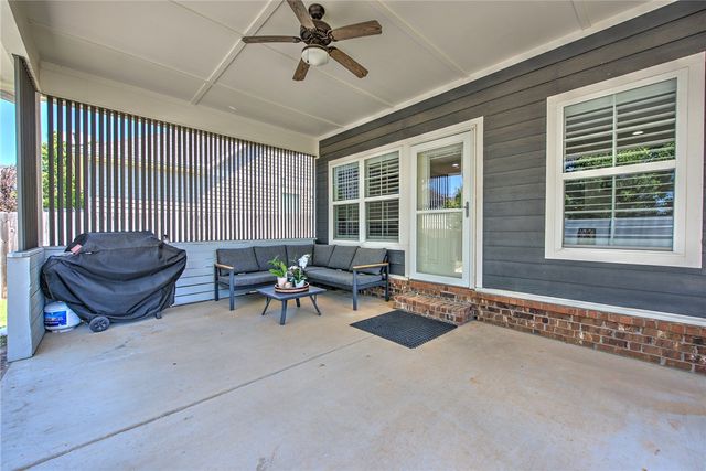 805 Hampstead Heath, Cave Springs, AR 72718