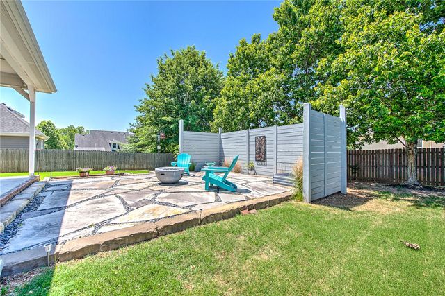 805 Hampstead Heath, Cave Springs, AR 72718