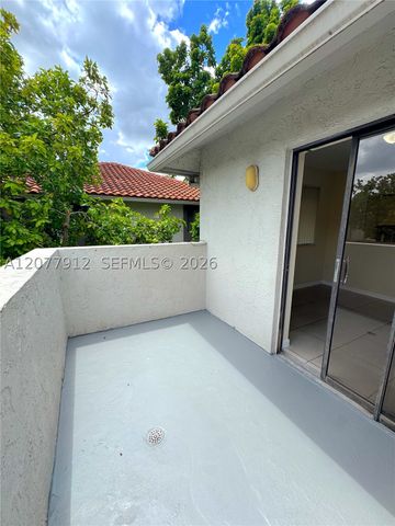 3287 Coral Lake Dr 3287, Coral Springs, FL 33065