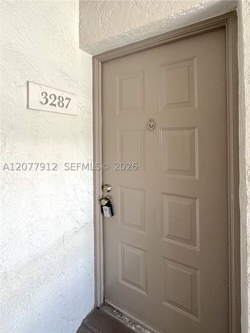 3287 Coral Lake Dr 3287, Coral Springs, FL 33065