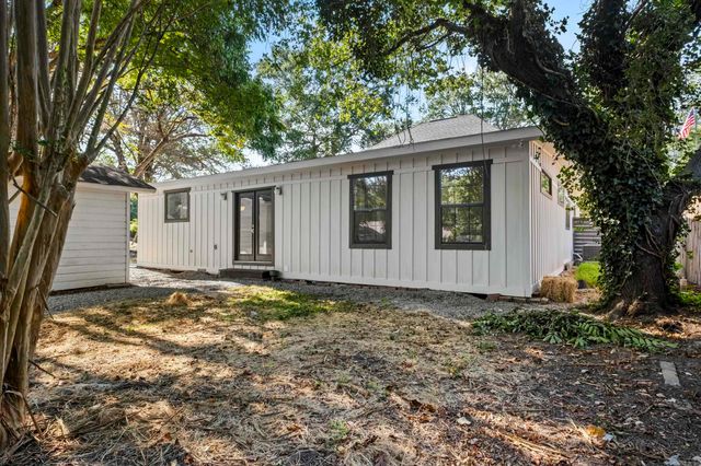 300 W High St, Sheridan, AR 72150