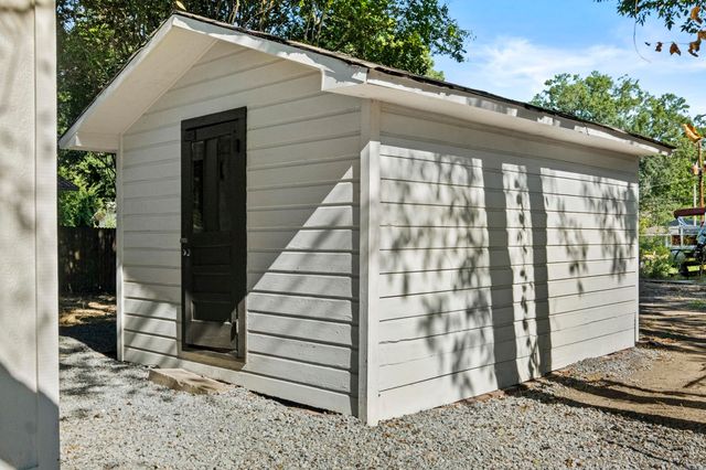 300 W High St, Sheridan, AR 72150