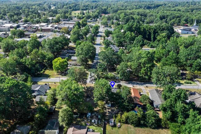 300 W High St, Sheridan, AR 72150