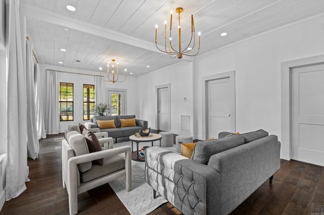 300 W High St, Sheridan, AR 72150