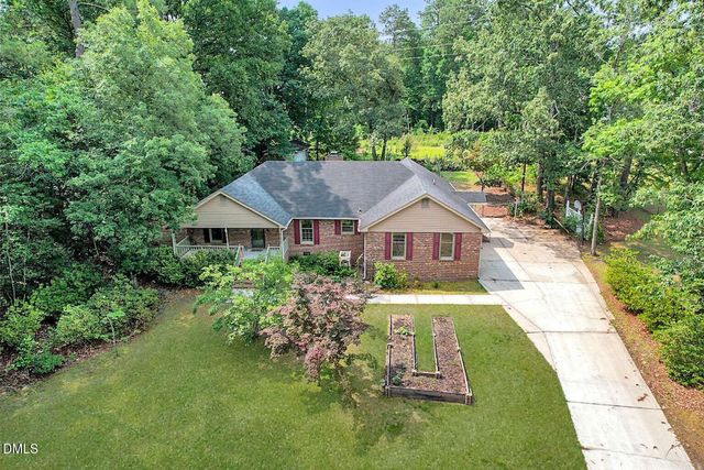 4014 Arcadia Court, Fayetteville, NC 28311