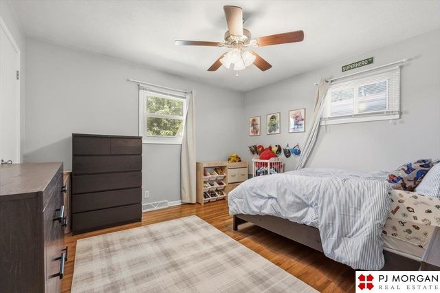 5011 N 114 Street, Omaha, NE 68164
