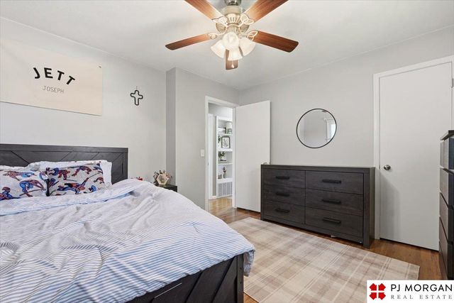 5011 N 114 Street, Omaha, NE 68164