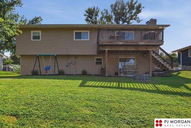 5011 N 114 Street, Omaha, NE 68164