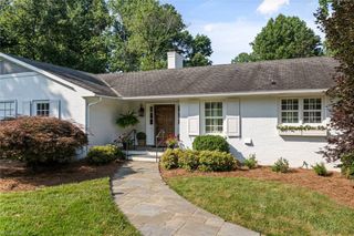 948 Kenleigh Circle, Winston-salem, NC 27106