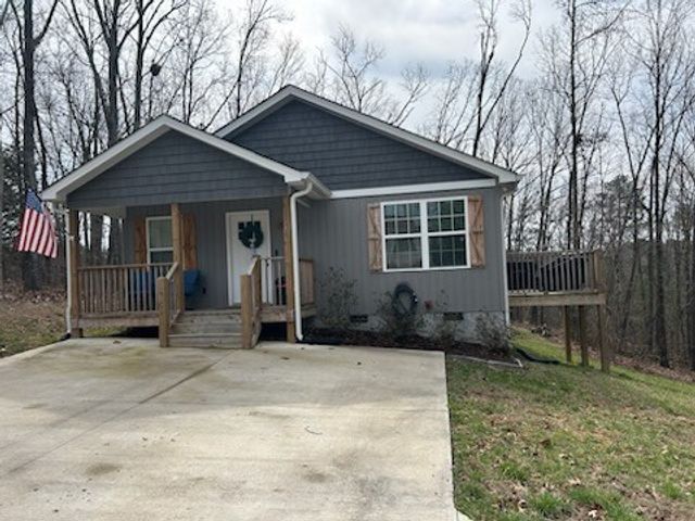 2984 Rebecca Circle, Rocky Face, GA 30740