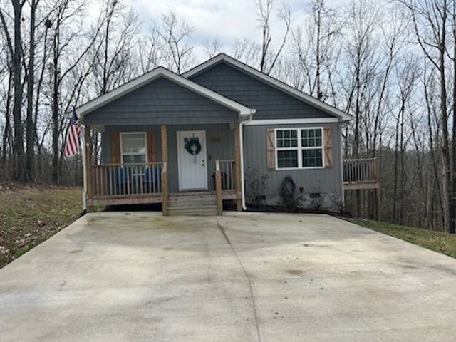 2984 Rebecca Circle, Rocky Face, GA 30740