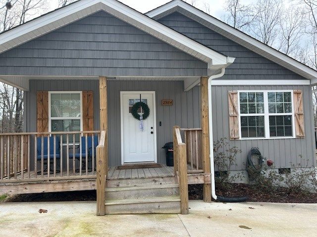 2984 Rebecca Circle, Rocky Face, GA 30740