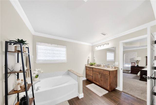 6110 Ettie May Street, Bentonville, AR 72713