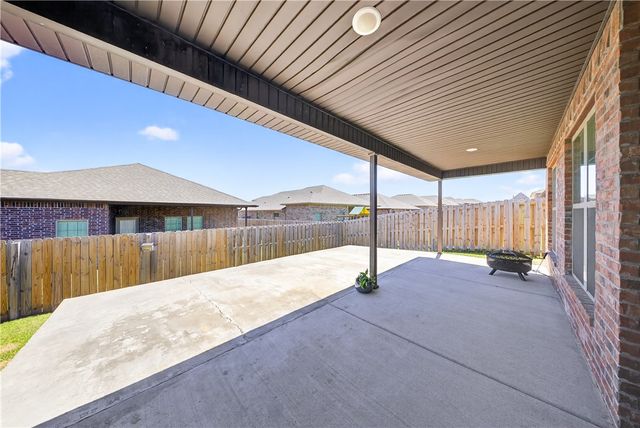6110 Ettie May Street, Bentonville, AR 72713