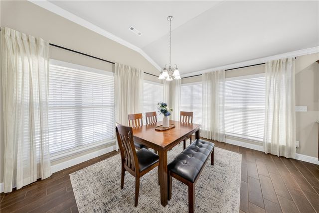 6110 Ettie May Street, Bentonville, AR 72713