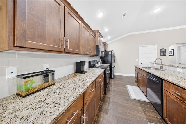 6110 Ettie May Street, Bentonville, AR 72713