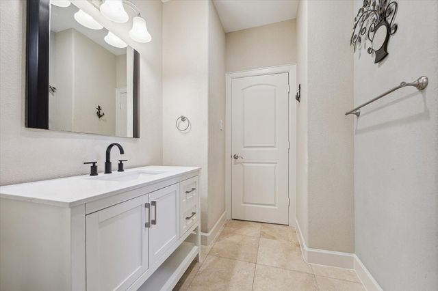 607 Oakley Street 3, Houston, TX 77006