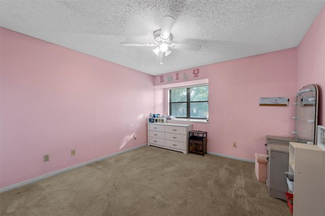 10011 Lost Oak Ridge Drive, Woodway, TX 76712