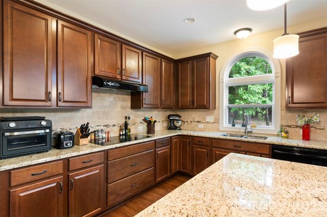 18021 Pawleys Plantation Lane, Charlotte, NC 28278