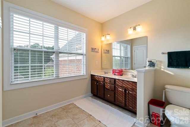 18021 Pawleys Plantation Lane, Charlotte, NC 28278