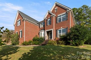 18021 Pawleys Plantation Lane, Charlotte, NC 28278