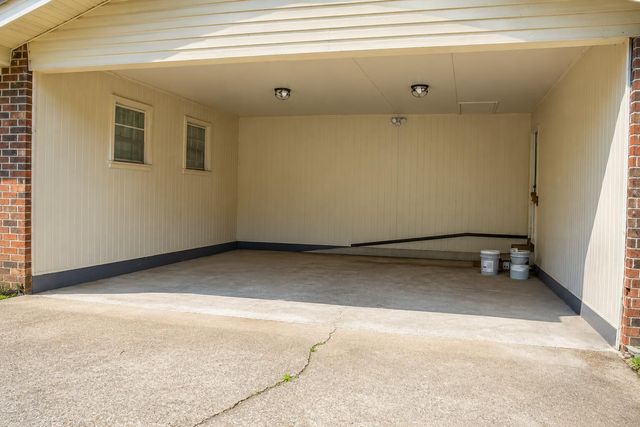 814 Cedar Springs Road, Athens, TN 37303