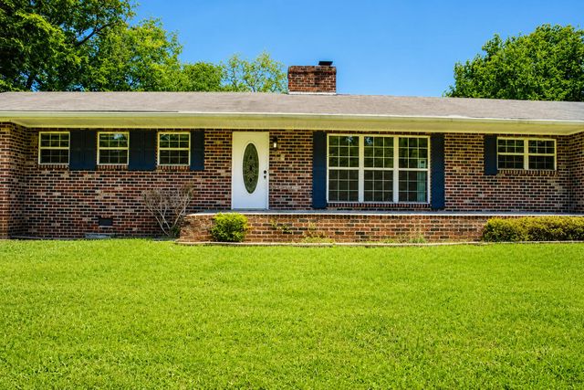 814 Cedar Springs Road, Athens, TN 37303