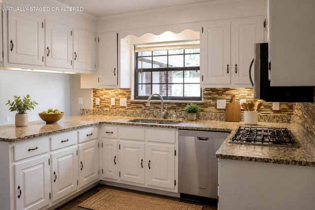 814 Cedar Springs Road, Athens, TN 37303