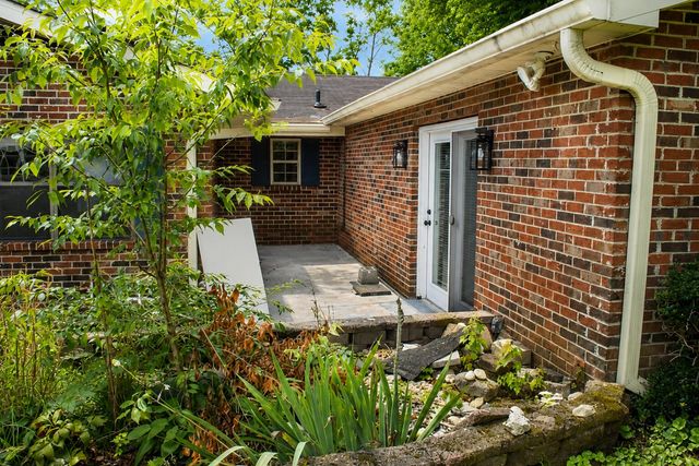 814 Cedar Springs Road, Athens, TN 37303