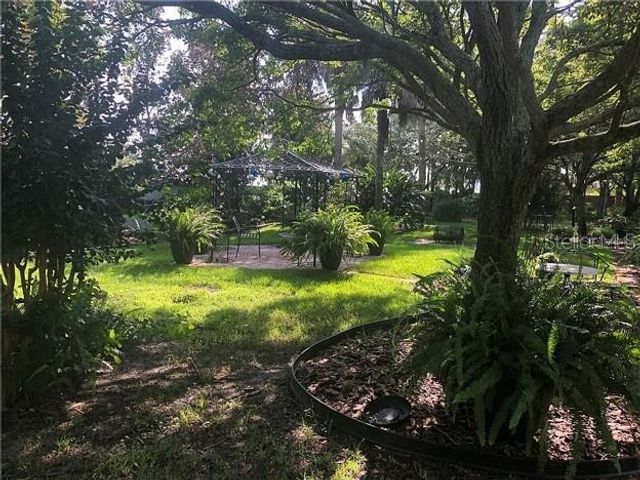 404 RIDGEWOOD AVENUE, Dundee, FL 33838