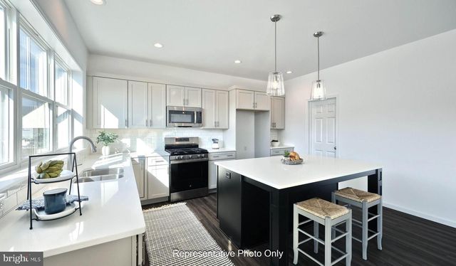 119 BLUE MOUNTAIN BLVD, Carlisle, PA 17013