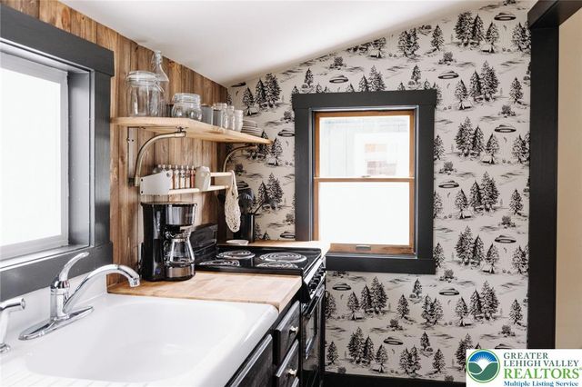 116 Firehouse Road, Tobyhanna Twp, PA 18350