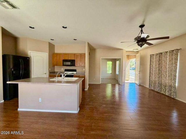 6450 S NASH Way, Chandler, AZ 85249