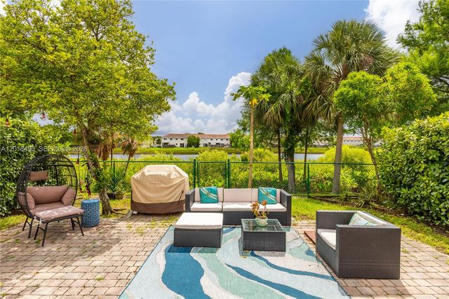1201 SE 20th Rd, Homestead, FL 33035