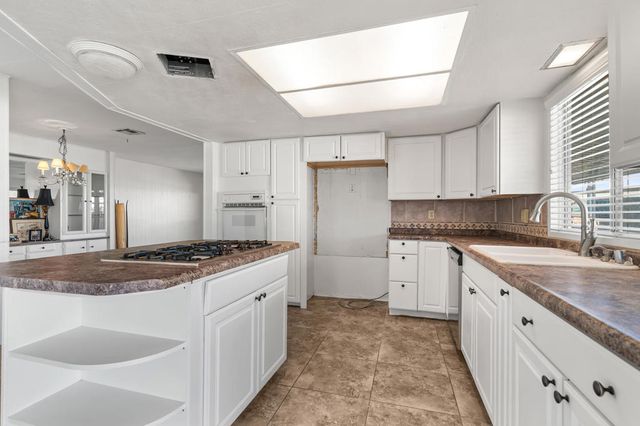 361 Avenida Andorra, Cathedral City, CA 92234