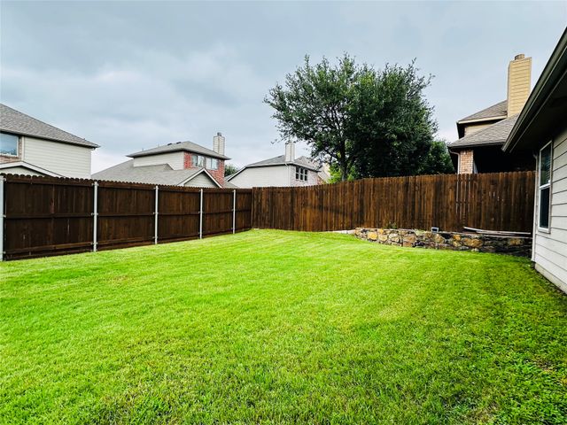 3916 Jeanette Lane, Mckinney, TX 75071